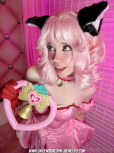 Belle Delphine Small Breasts Pussy Cosplay Bisexual Blonde