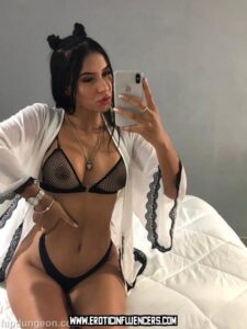 Dahyn1 Colombian Bimbo Brown Eyes Latina Slut Big Breasts